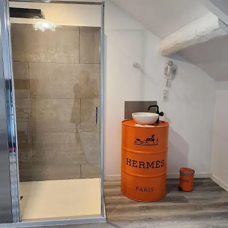 Maison Face A L'abbaye D'hautvillers - 2 Bedrooms 2 Bathrooms, Parking