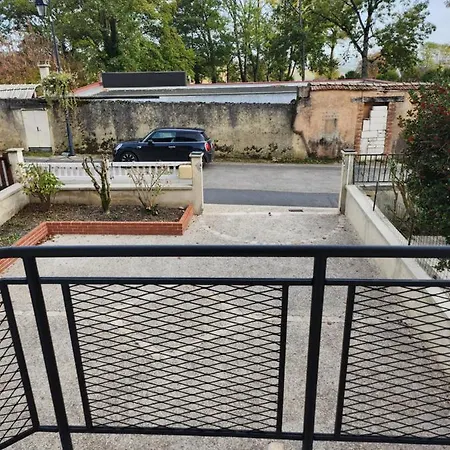 别墅 Maison Face A L'abbaye D'hautvillers - 2 Bedrooms 2 Bathrooms, Parking